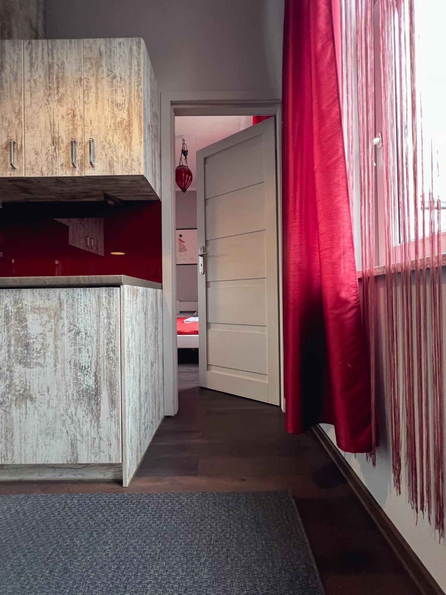 Apartament Na Chlodnej | The High Street Сувалки Экстерьер фото